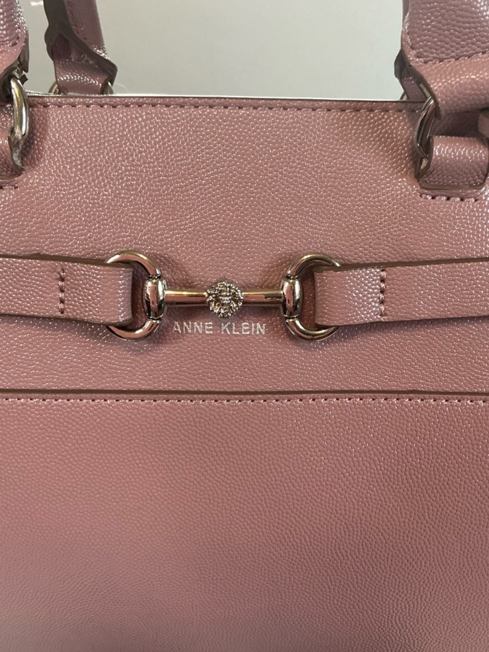 Anne Klein East/West Horsebit Satchel Crossbody Bag Rose Pink EUC - Picture 4 of 16